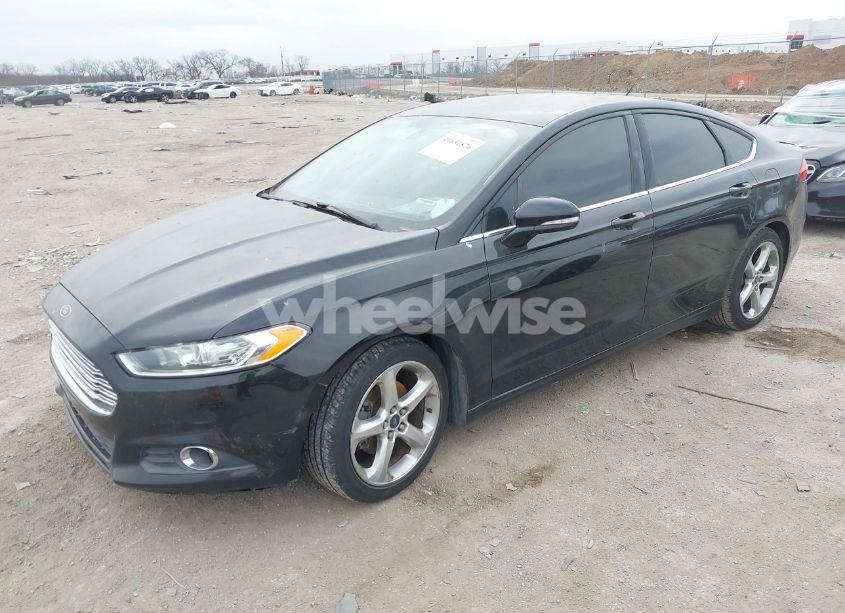 Photo 2 of 2016 Ford Fusion SE (VIN 3FA6P0H73GR305127)