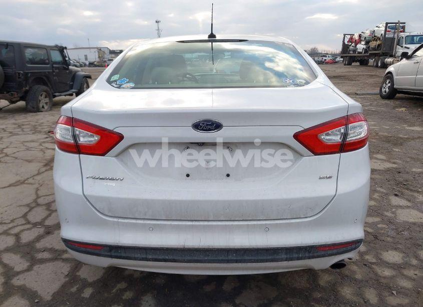Photo 15 of 2016 Ford Fusion SE (VIN 3FA6P0H73GR309887)