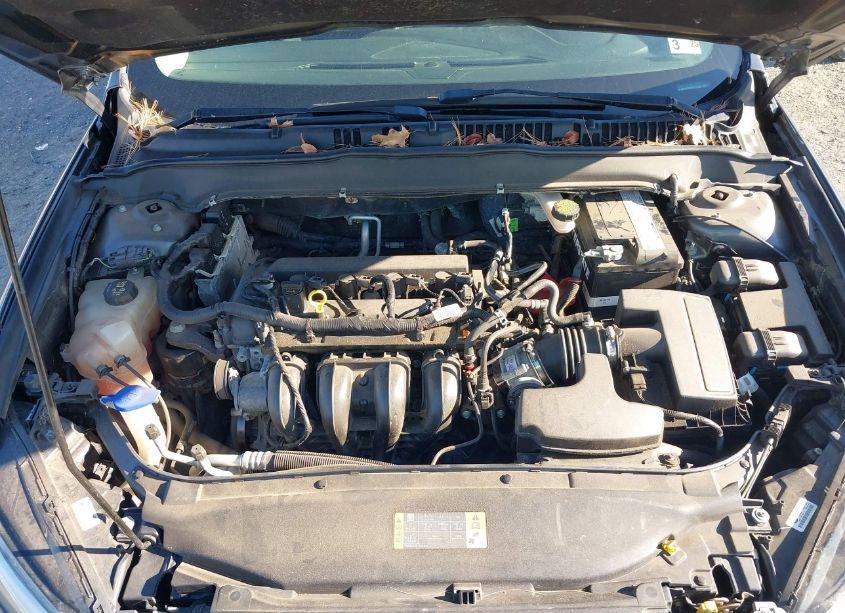 Photo 10 of 2016 Ford Fusion SE (VIN 3FA6P0H73GR322459)