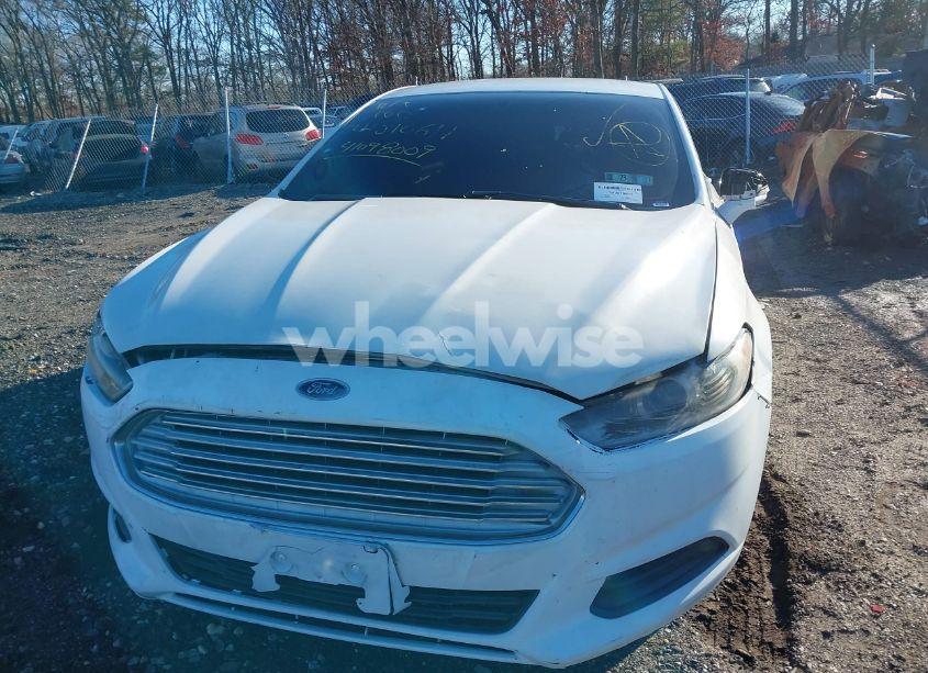 Photo 12 of 2016 Ford Fusion SE (VIN 3FA6P0H73GR322817)