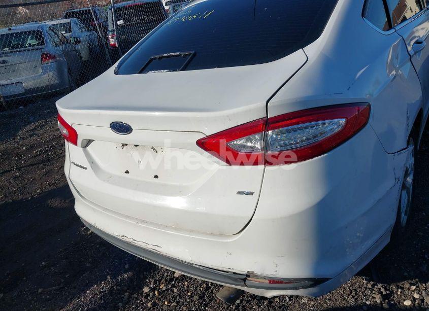 Photo 16 of 2016 Ford Fusion SE (VIN 3FA6P0H73GR322817)