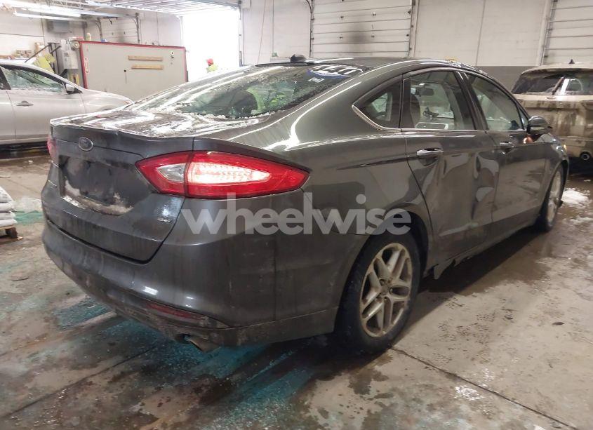 Photo 4 of 2016 Ford Fusion SE (VIN 3FA6P0H73GR336328)
