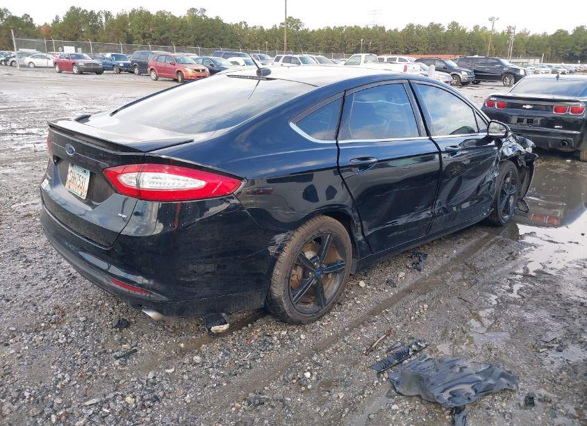 Photo 4 of 2016 Ford Fusion SE (VIN 3FA6P0H73GR376358)
