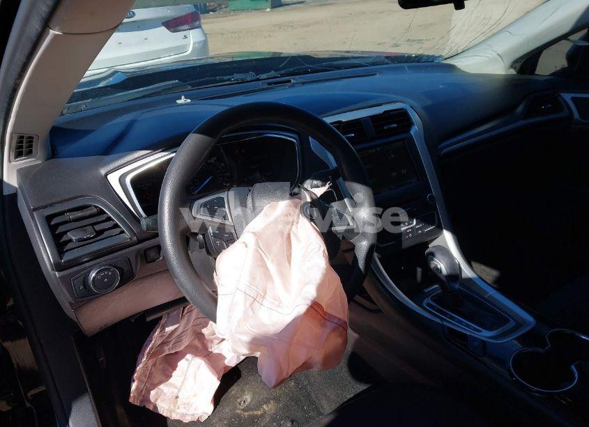 Photo 18 of 2016 Ford Fusion SE (VIN 3FA6P0H73GR394066)