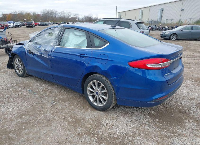 Photo 3 of 2017 Ford Fusion SE (VIN 3FA6P0H73HR134705)
