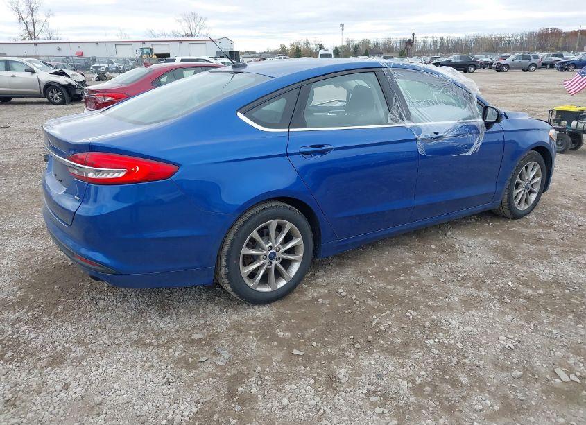 Photo 4 of 2017 Ford Fusion SE (VIN 3FA6P0H73HR134705)