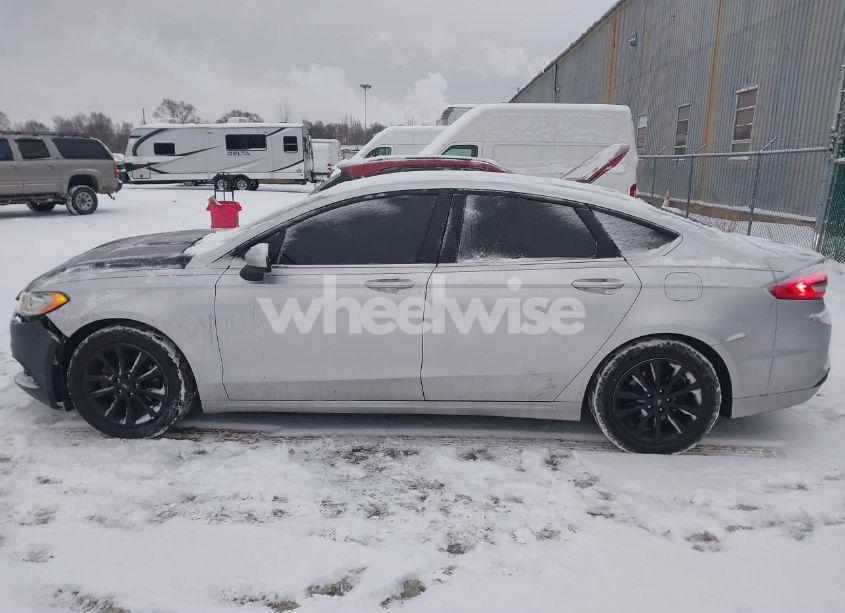 Photo 14 of 2017 Ford Fusion SE (VIN 3FA6P0H73HR138592)