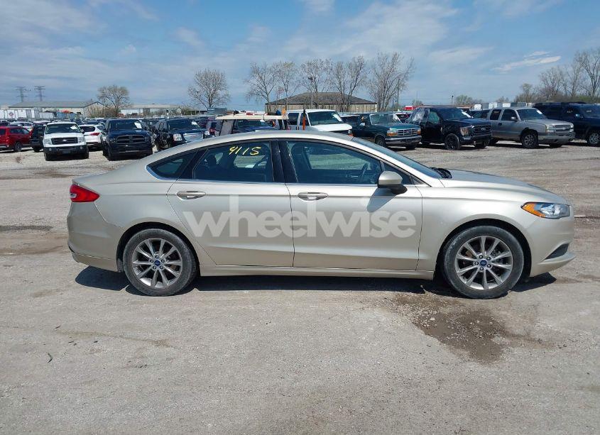 Photo 13 of 2017 Ford Fusion SE (VIN 3FA6P0H73HR143890)