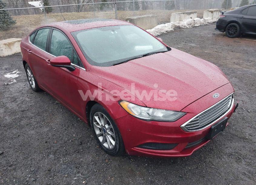 2017 Ford Fusion SE (VIN 3FA6P0H73HR153769) main photo