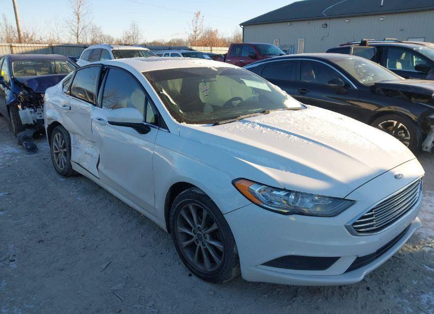 2017 Ford Fusion SE (VIN 3FA6P0H73HR165789) main photo
