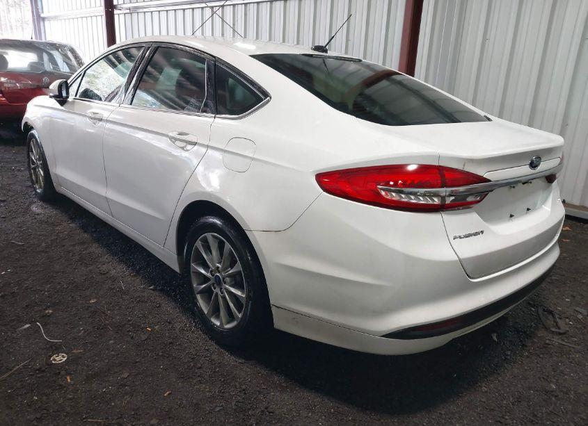 Photo 3 of 2017 Ford Fusion SE (VIN 3FA6P0H73HR259400)