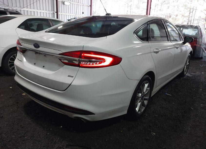 Photo 4 of 2017 Ford Fusion SE (VIN 3FA6P0H73HR259400)