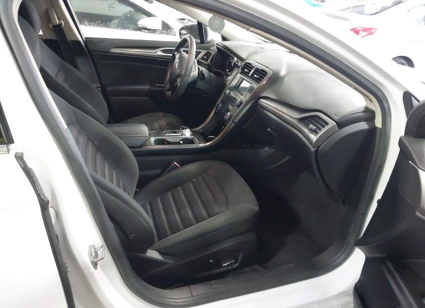 Photo 5 of 2017 Ford Fusion SE (VIN 3FA6P0H73HR259400)