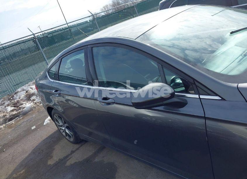 Photo 13 of 2017 Ford Fusion SE (VIN 3FA6P0H73HR319871)