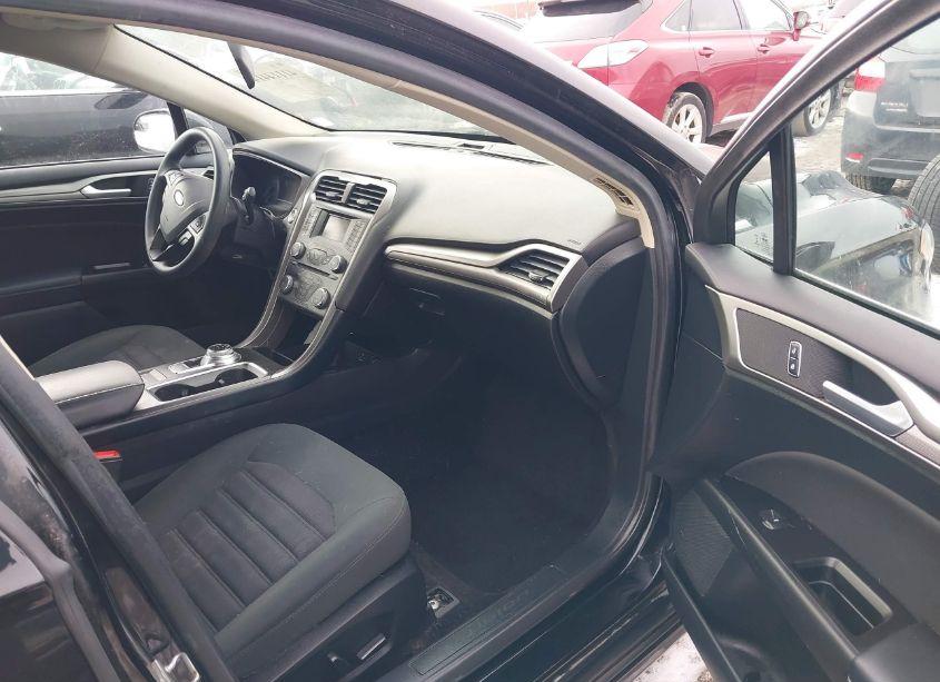 Photo 5 of 2017 Ford Fusion SE (VIN 3FA6P0H73HR369007)