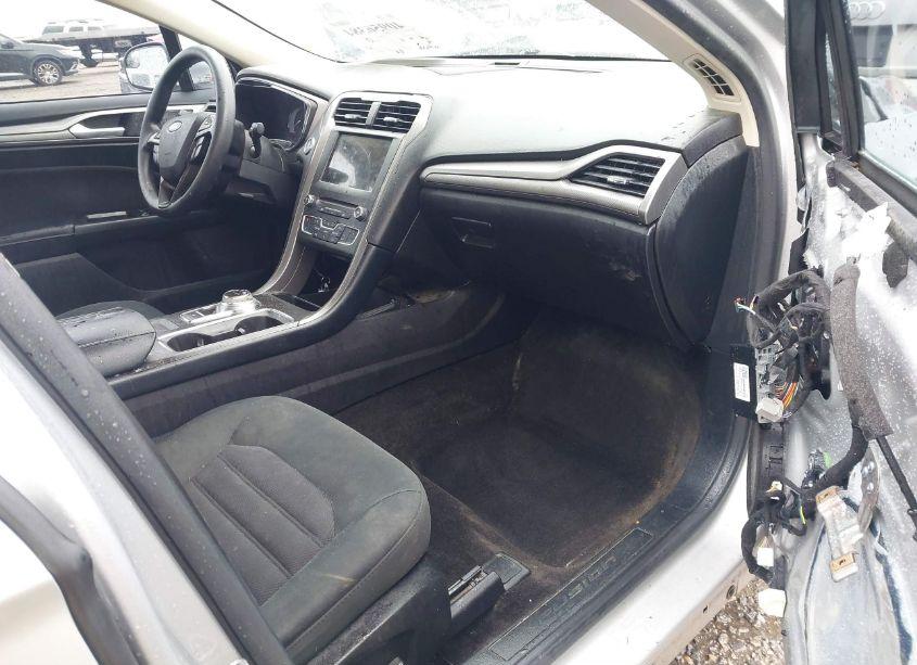 Photo 5 of 2017 Ford Fusion SE (VIN 3FA6P0H73HR377382)