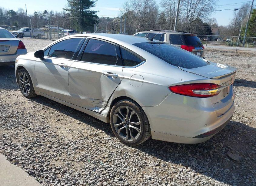 Photo 3 of 2017 Ford Fusion SE (VIN 3FA6P0H73HR391542)