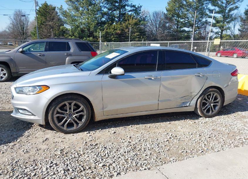 Photo 6 of 2017 Ford Fusion SE (VIN 3FA6P0H73HR391542)