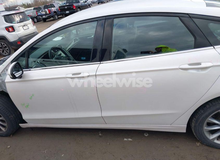 Photo 14 of 2017 Ford Fusion SE (VIN 3FA6P0H73HR412650)