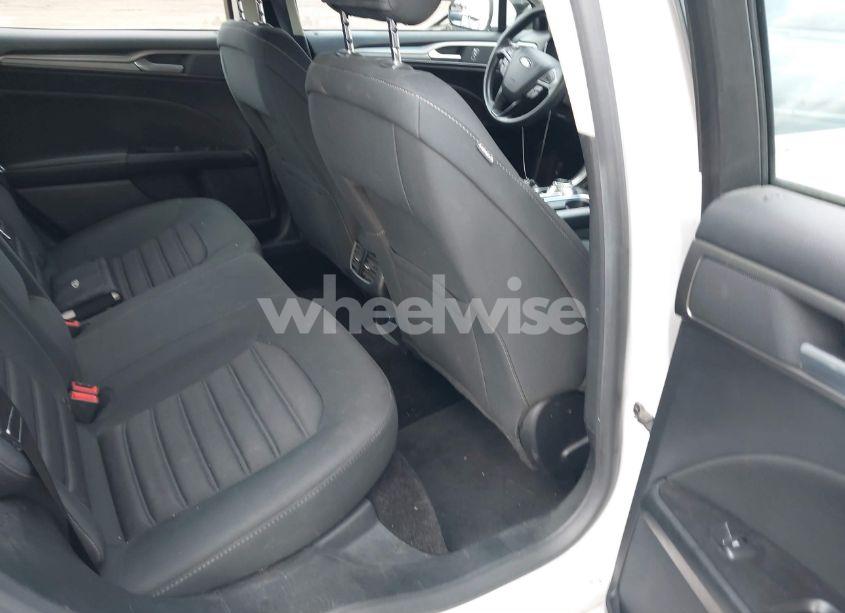 Photo 8 of 2017 Ford Fusion SE (VIN 3FA6P0H73HR412650)