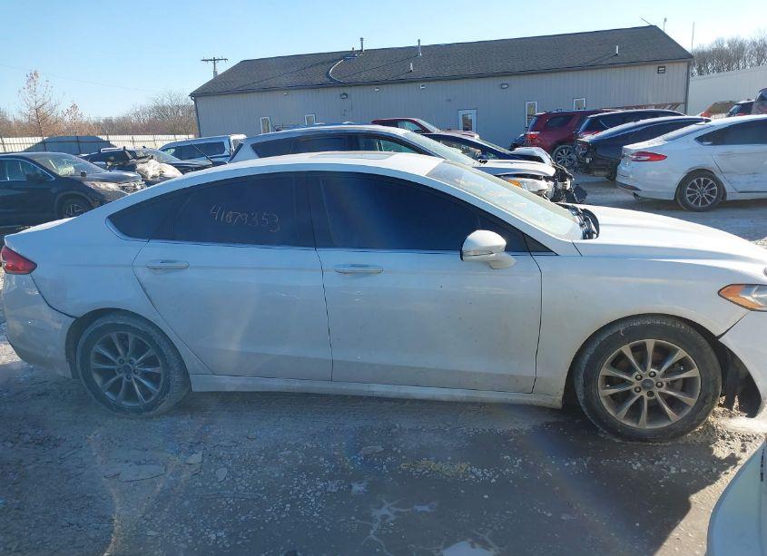 Photo 13 of 2017 Ford Fusion SE (VIN 3FA6P0H73HR412731)