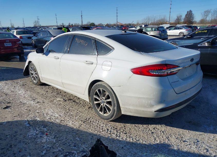 Photo 3 of 2017 Ford Fusion SE (VIN 3FA6P0H73HR412731)