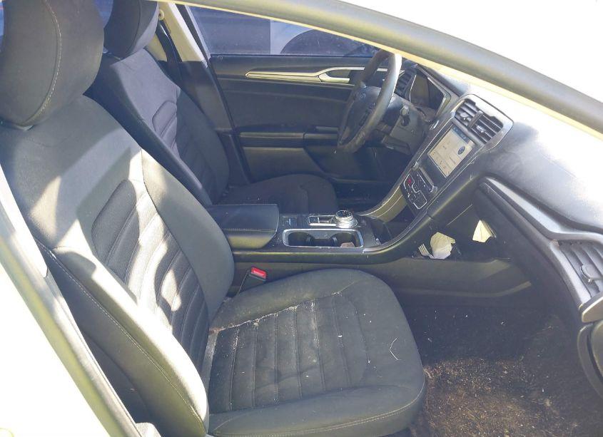 Photo 5 of 2017 Ford Fusion SE (VIN 3FA6P0H73HR412731)