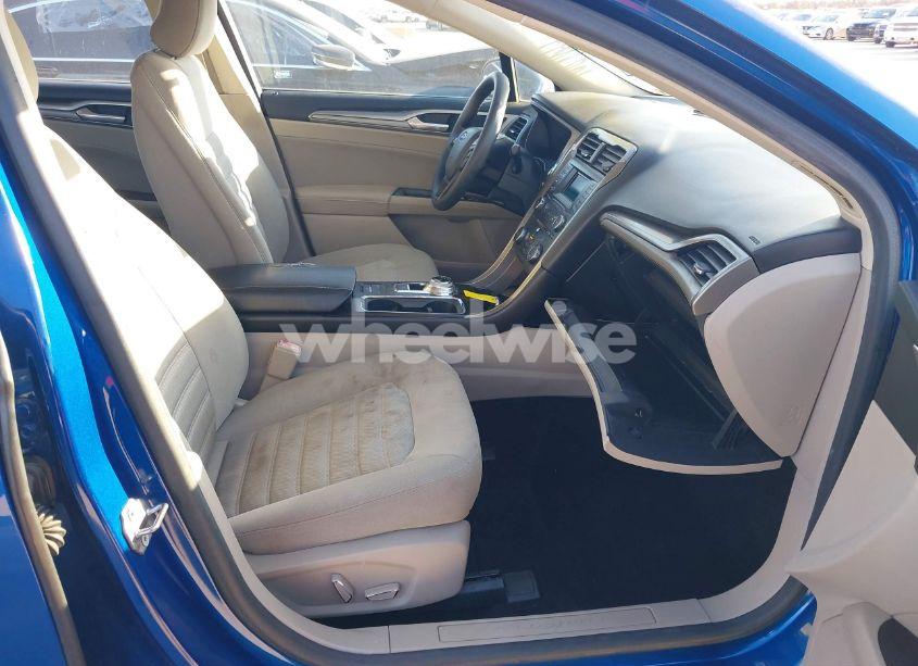 Photo 5 of 2018 Ford Fusion SE (VIN 3FA6P0H73JR117554)