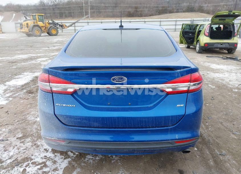 Photo 16 of 2018 Ford Fusion SE (VIN 3FA6P0H73JR165698)