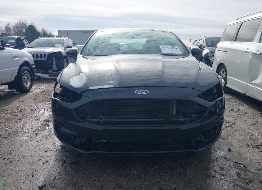 Photo 13 of 2018 Ford Fusion SE (VIN 3FA6P0H73JR174613)