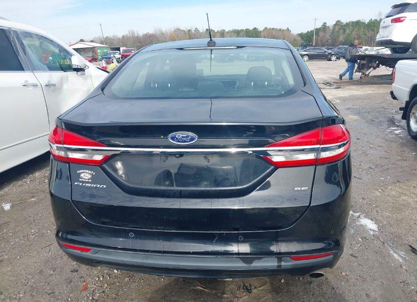 Photo 17 of 2018 Ford Fusion SE (VIN 3FA6P0H73JR174613)