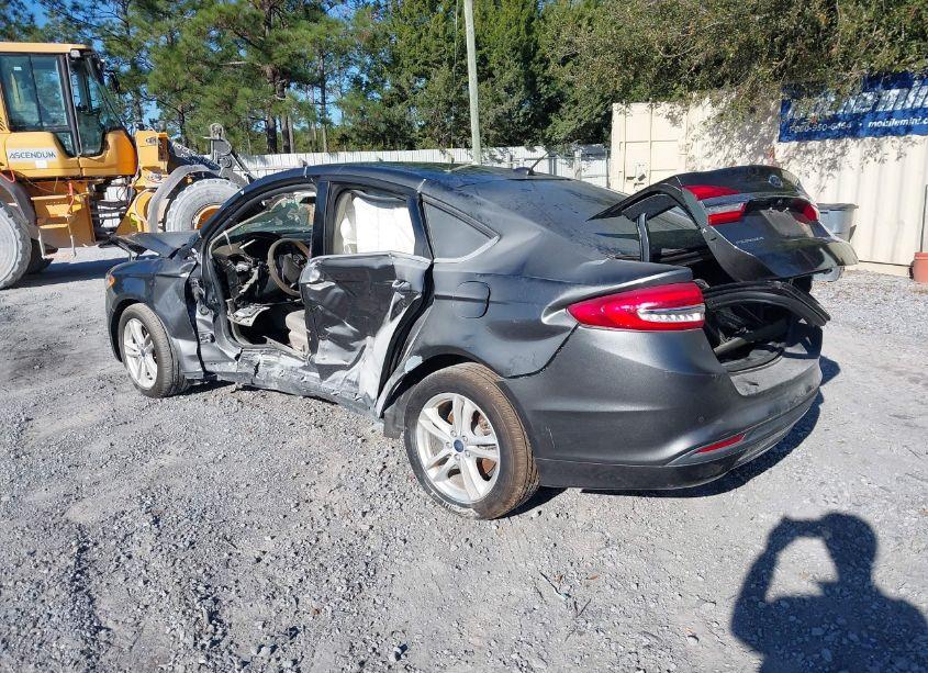 Photo 3 of 2018 Ford Fusion SE (VIN 3FA6P0H73JR225494)