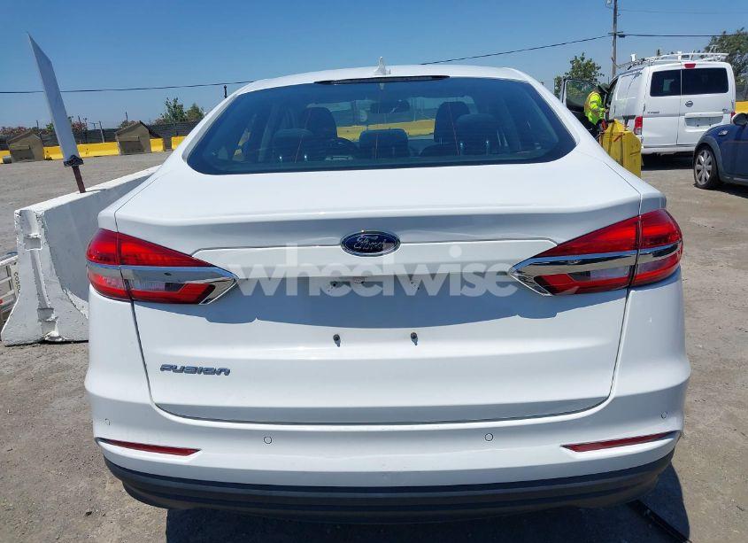 Photo 17 of 2020 Ford Fusion SE (VIN 3FA6P0H73LR131988)