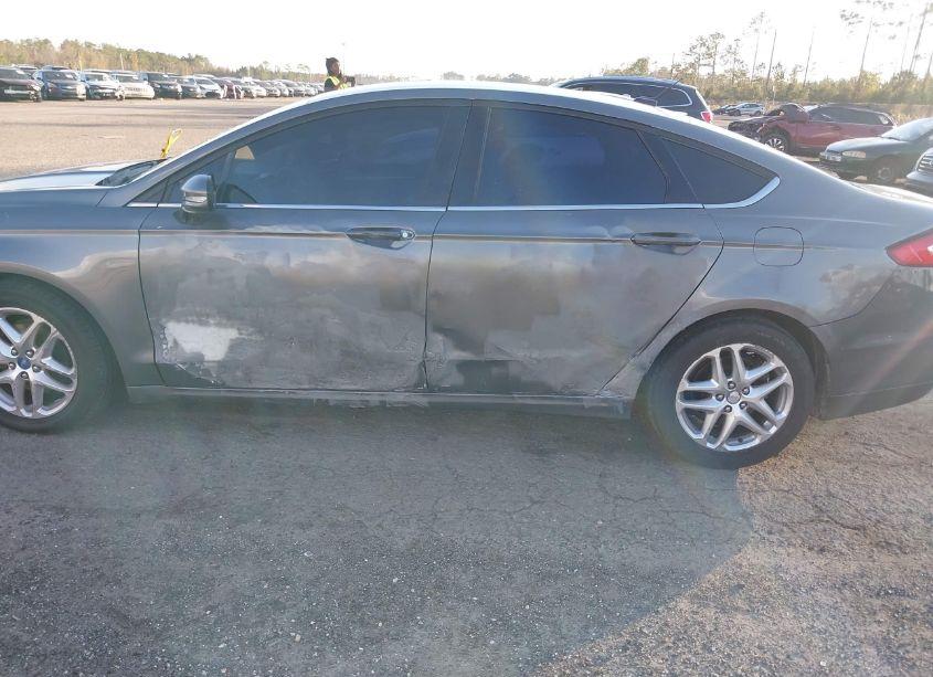 Photo 6 of 2013 Ford Fusion SE (VIN 3FA6P0H74DR105207)