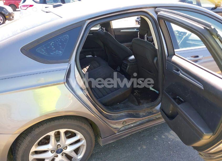 Photo 8 of 2013 Ford Fusion SE (VIN 3FA6P0H74DR105854)