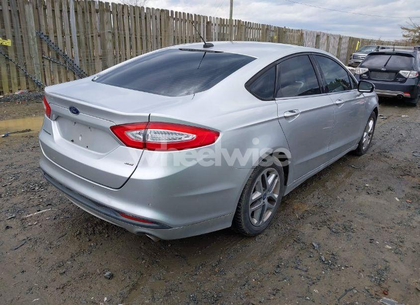 Photo 4 of 2013 Ford Fusion SE (VIN 3FA6P0H74DR152236)