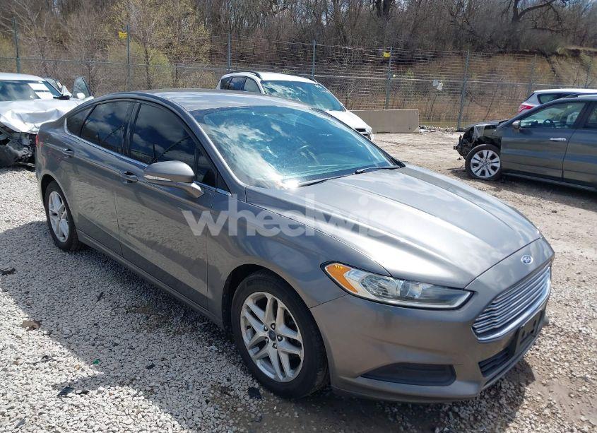 2013 Ford Fusion SE (VIN 3FA6P0H74DR185110) main photo