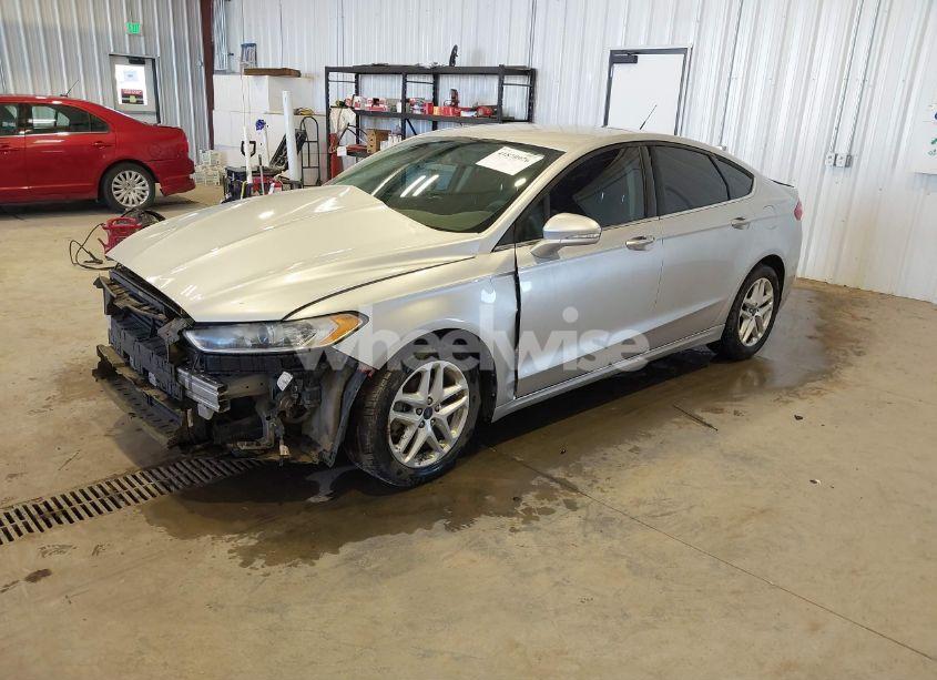 Photo 2 of 2013 Ford Fusion SE (VIN 3FA6P0H74DR210894)
