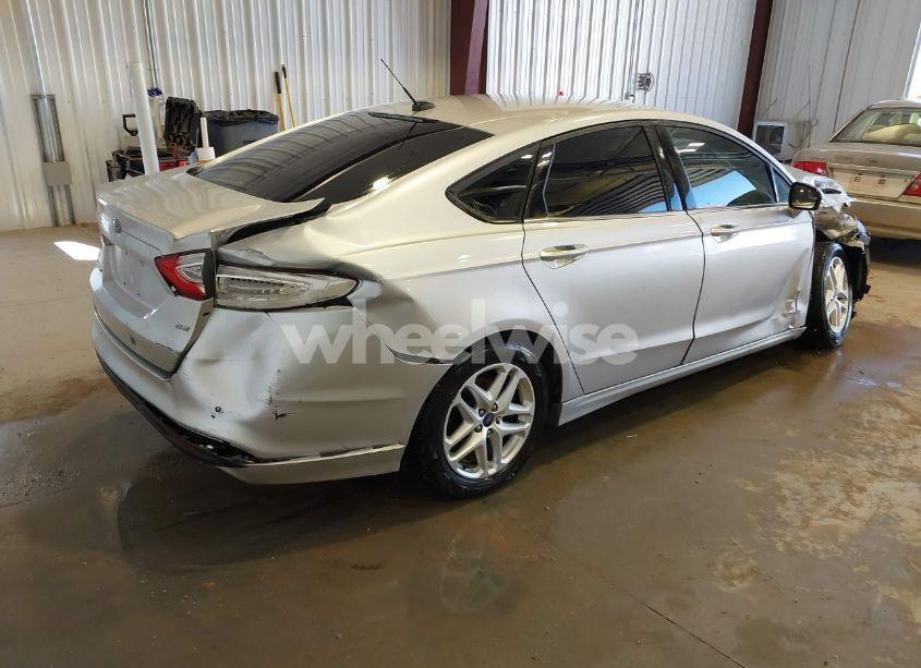 Photo 4 of 2013 Ford Fusion SE (VIN 3FA6P0H74DR210894)