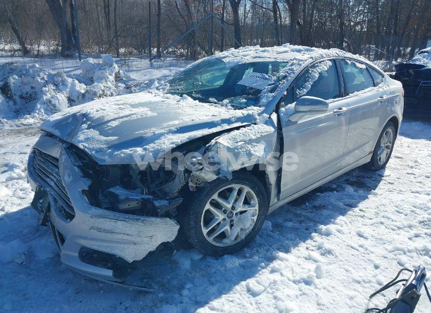 Photo 2 of 2013 Ford Fusion SE (VIN 3FA6P0H74DR211222)