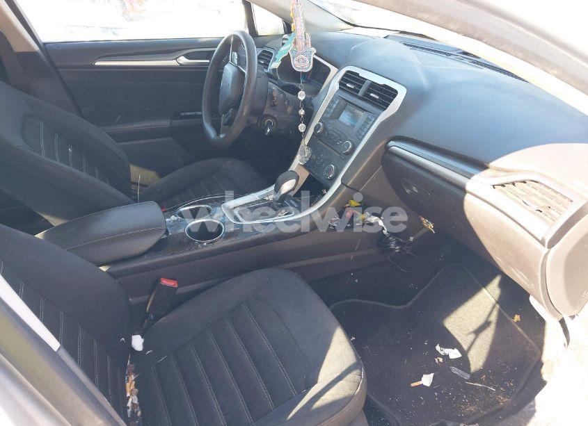 Photo 5 of 2013 Ford Fusion SE (VIN 3FA6P0H74DR211222)