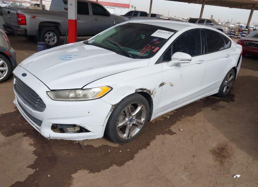 Photo 2 of 2013 Ford Fusion SE (VIN 3FA6P0H74DR227887)