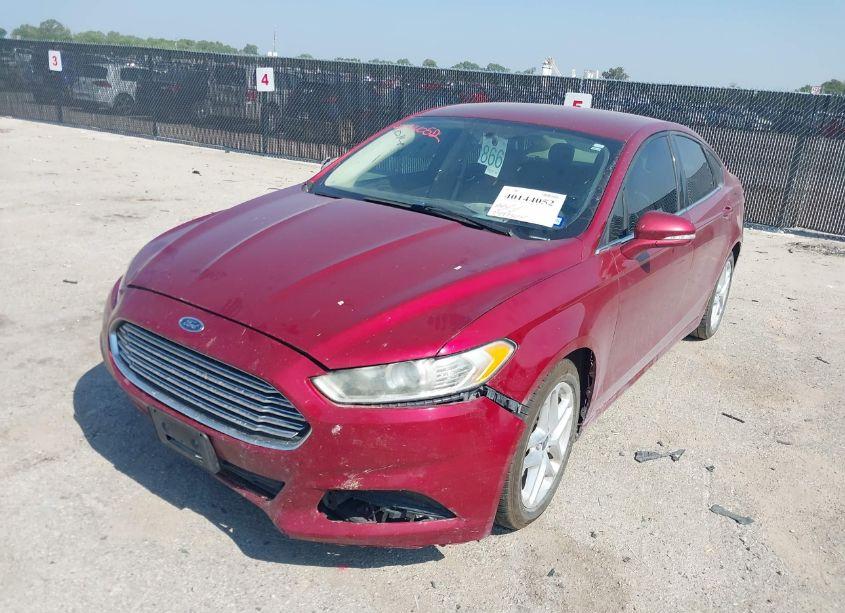 Photo 2 of 2013 Ford Fusion SE (VIN 3FA6P0H74DR273090)