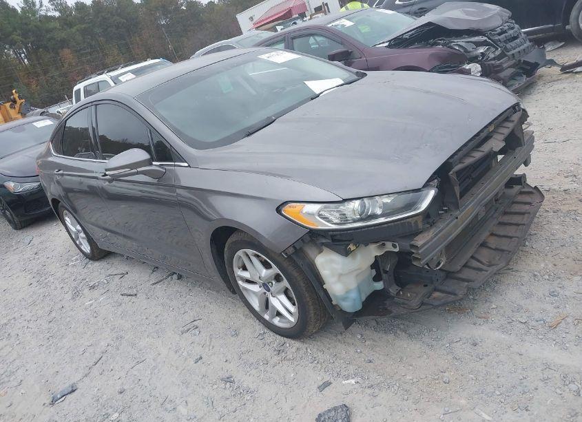 2013 Ford Fusion SE (VIN 3FA6P0H74DR277740) main photo
