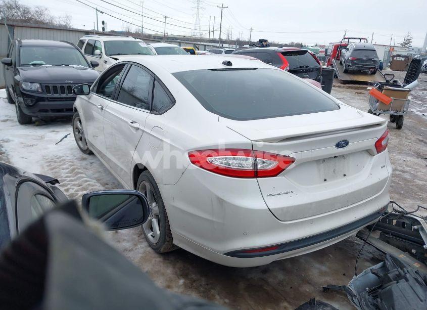 Photo 3 of 2013 Ford Fusion SE (VIN 3FA6P0H74DR321137)