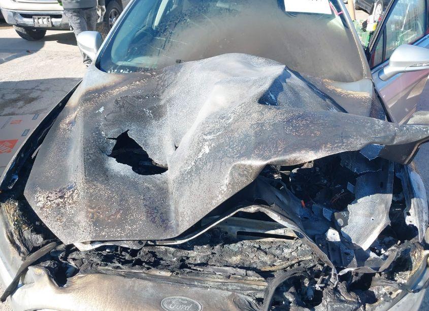 Photo 10 of 2013 Ford Fusion SE (VIN 3FA6P0H74DR323518)