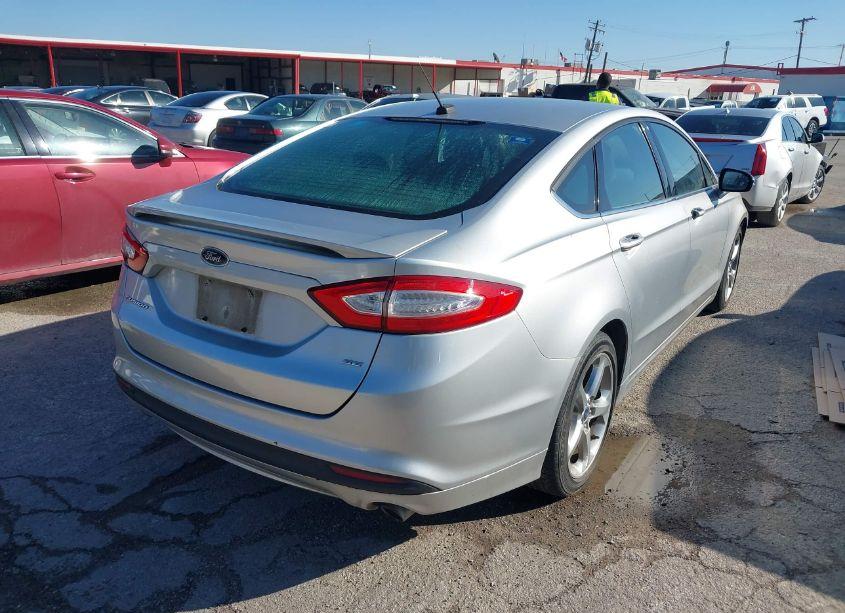 Photo 4 of 2013 Ford Fusion SE (VIN 3FA6P0H74DR323518)