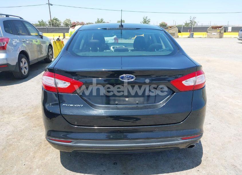 Photo 16 of 2013 Ford Fusion SE (VIN 3FA6P0H74DR324930)