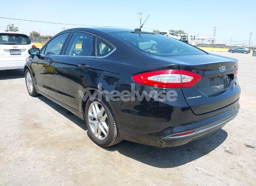 Photo 3 of 2013 Ford Fusion SE (VIN 3FA6P0H74DR324930)