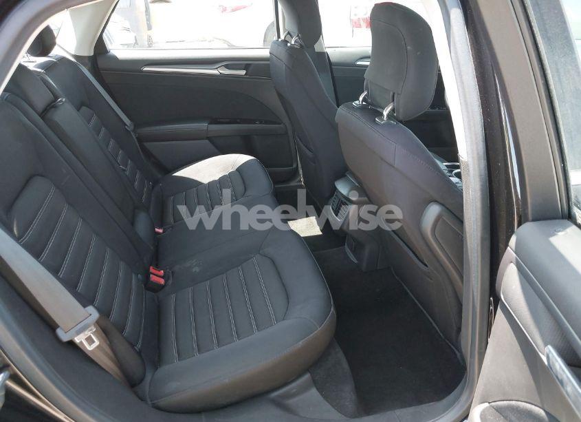 Photo 8 of 2013 Ford Fusion SE (VIN 3FA6P0H74DR324930)